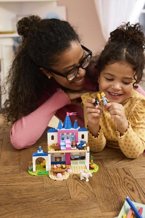 Produktbild LEGO Cinderellas Tierpalast (LEGO Disney)