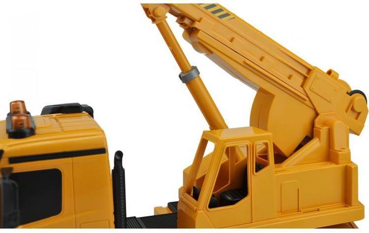 Image du produit Amewi Camion-grue Mercedes Benz (RTR Prêt à fonctionner)