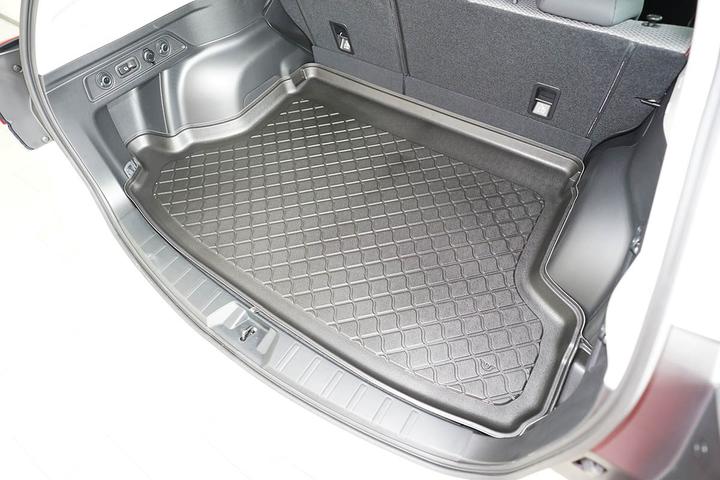 Actual product image ProPlus Boot tub for Subaru Forester / e-Boxer Facelift from 2020 onwards