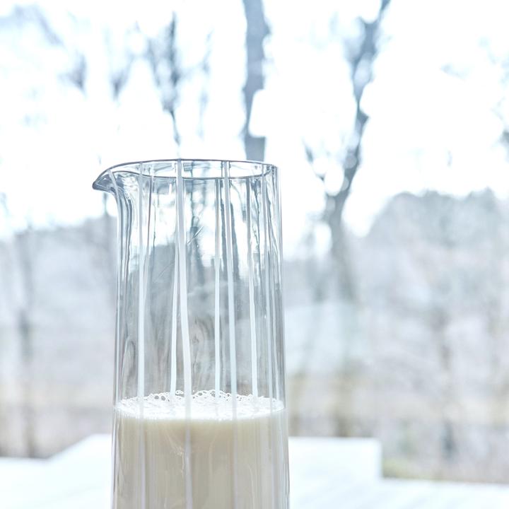 Produktbild OYOY Living Mizu Karaffe Grau (1.80 l)