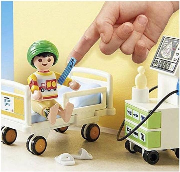 Actual product image Playmobil Children's hospital room (70192, Playmobil City Life)