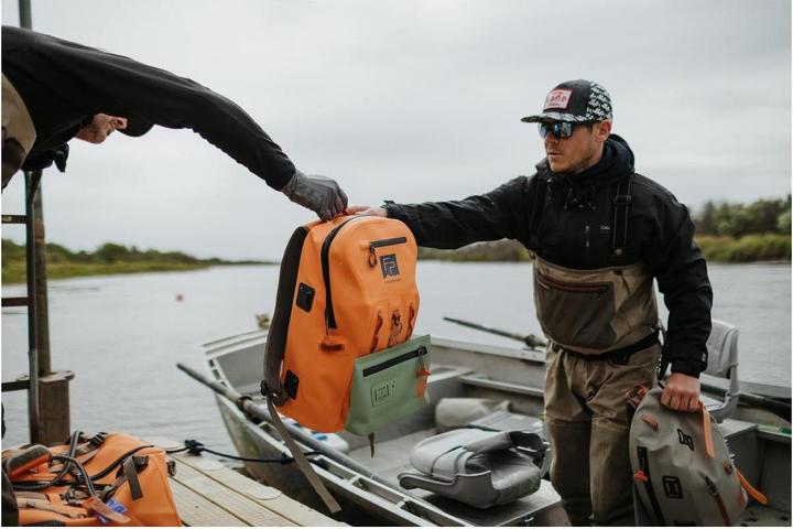 Actual product image Fishpond Thunderhead Submersible Backpack Eco (28 l)