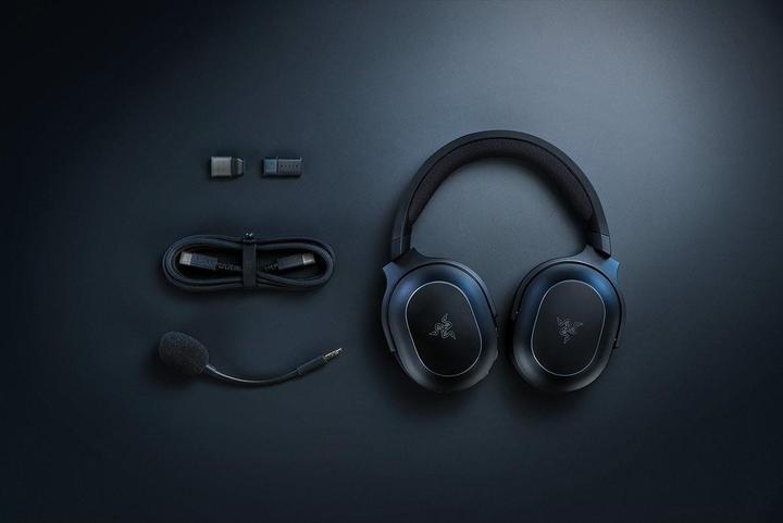 Actual product image Razer Barracuda x Chroma (Wireless)
