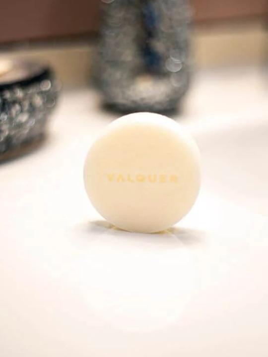 Actual product image Valquer Solid Shampoo Pure Sulfate Free Oily Hair 50g (Solid shampoo, 50 g)