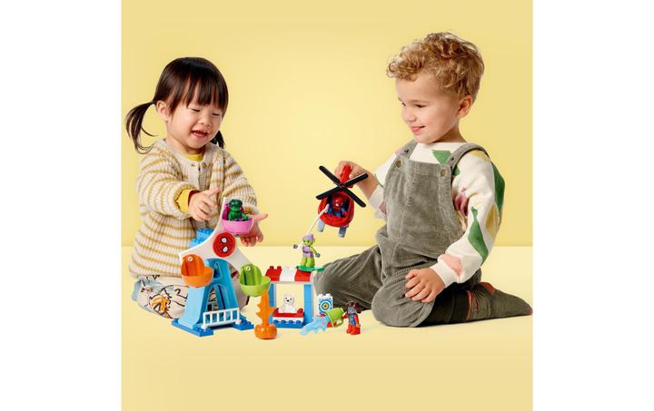 Produktbild LEGO Spider-Man & Friends: Jahrmarktabenteuer (10963)