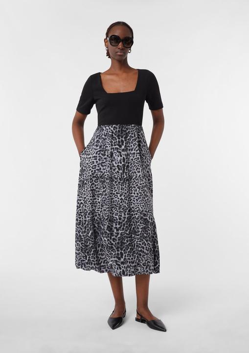 Image du produit Comma Kleid Midikleid aus Materialmix mit Karree-Ausschnitt (40)