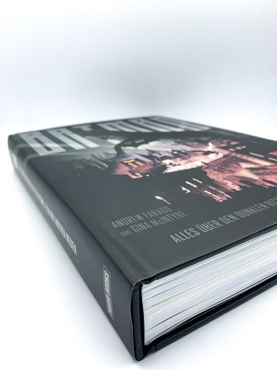 Produktbild Panini Batman: Alles über den Dunklen Ritter in Comic, Film und anderen Medien (Deutsch, Andrew Farago, Gina McIntyre, Michael Keaton, Dennis O'Neil, Timothy Stahl, 2020)