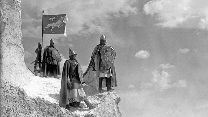 Actual product image Alexander Newski (1938) (Filmjuwelen / DEFA) (DVD, 1938, German, Russian)