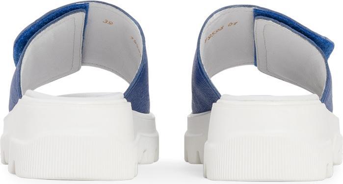 Actual product image Vitaform Supersoft mule (37)