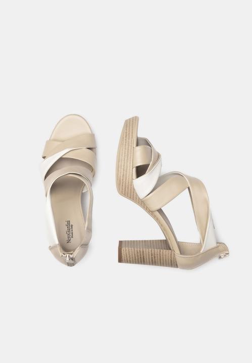 Immagine prodotto Nero Giardini Pumps (37)
