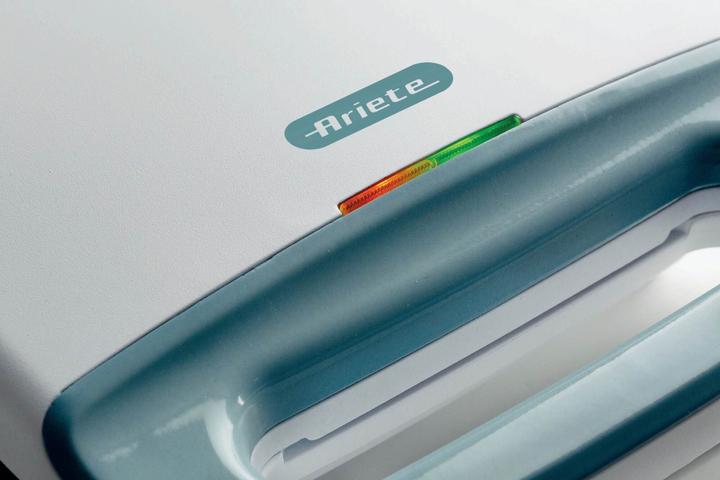 Immagine prodotto Ariete 1971 Sandwich Maker Breakfast, Piastra elettrica per toast, sandwich e panini, 750W, Piastre