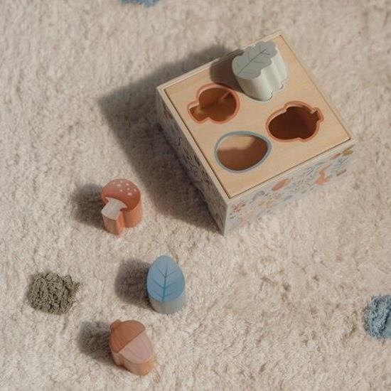 Actual product image Little Dutch Forest Friends FSC shape pegging game