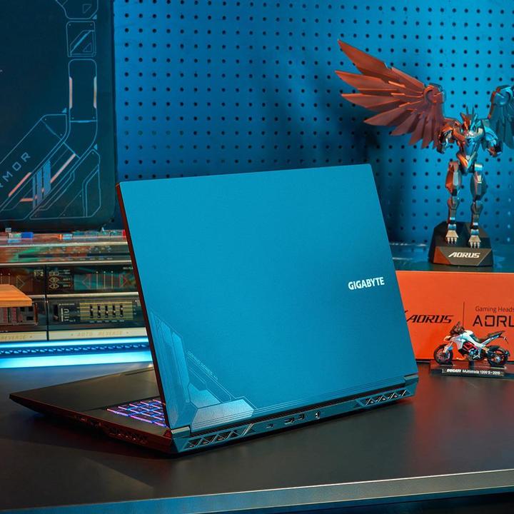 Produktbild Gigabyte G7 (17.30", 1000 GB, 16 GB, DE, Intel Core i5-12500H)