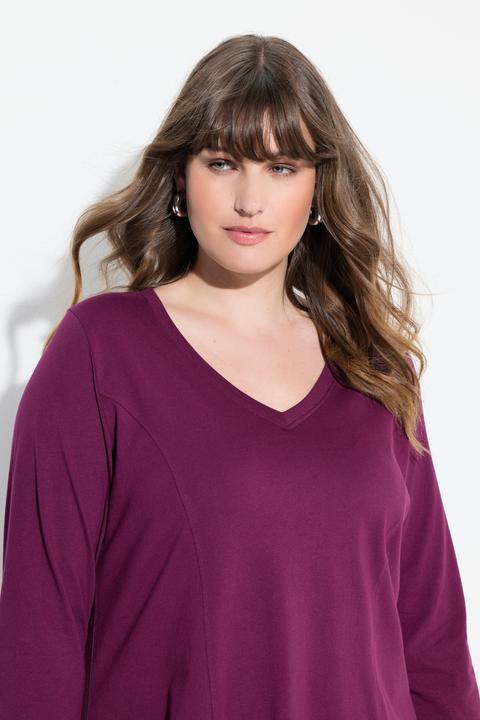 Actual product image Ulla Popken Eco Cotton V-Neck Pointed Hem A-line Fit Tee (42, 44)
