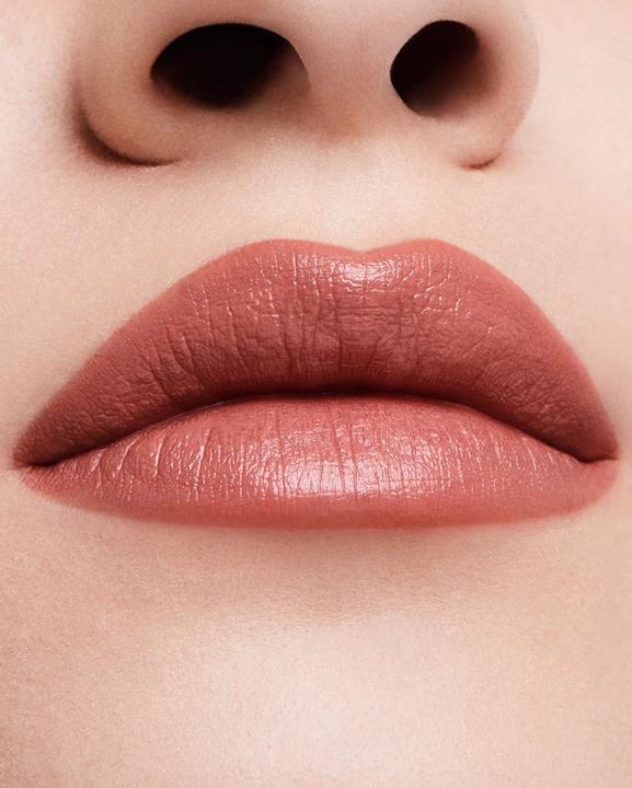 Produktbild Estée Lauder Pure Color Emerald Lipstick Crème Dancing Queen (Nr. 822 - Make You Blush)