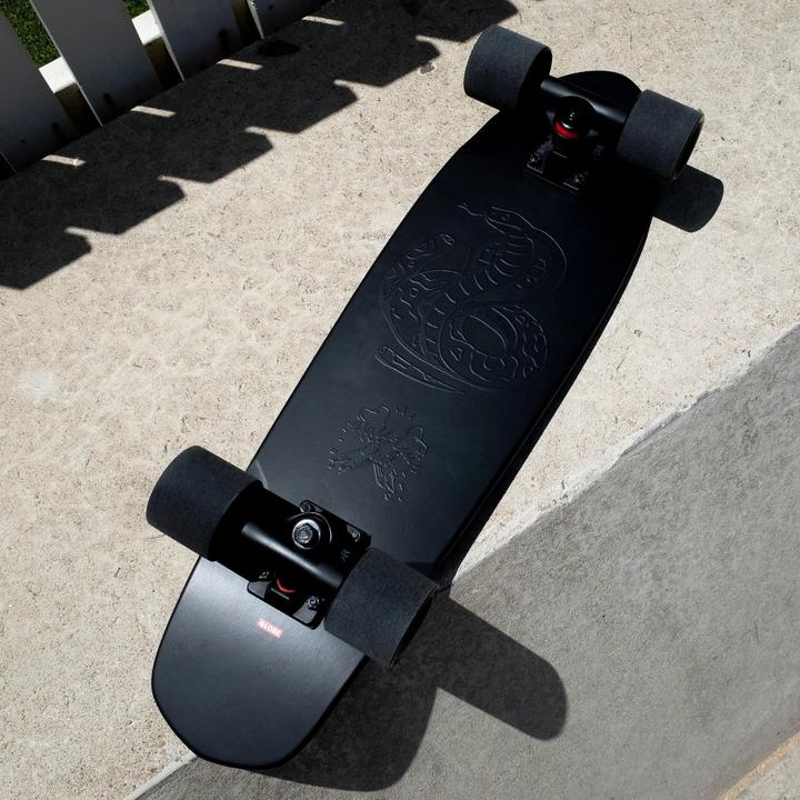 Image du produit Globe Blazer Noir le F out (26")