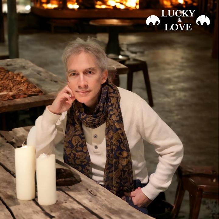 Actual product image Lucky & Love merino scarf Pangpema
