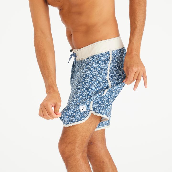 Actual product image Olaian Men's Boardshorts Surf 500 Long 18" - Surfingsun (42, 48)