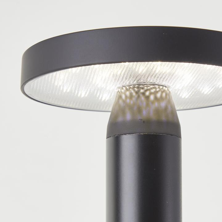 Actual product image Brilliant Magua LED outdoor table lamp with solar 21.7 cm black (220 lm, IP44)