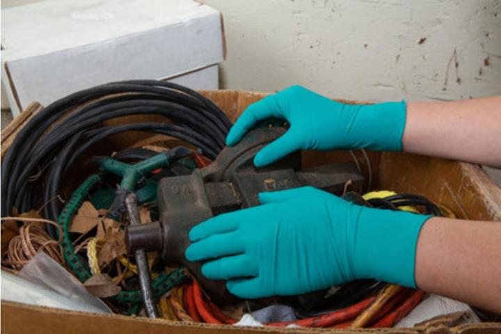 Produktbild Ansell Nitril Handschuhe (7.5, 8)