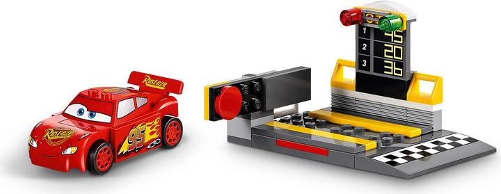 Actual product image LEGO Lightning McQueens (10730)