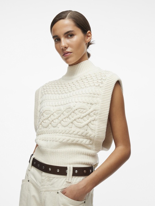 Actual product image Rouge Edit High Neck Strickweste (M)