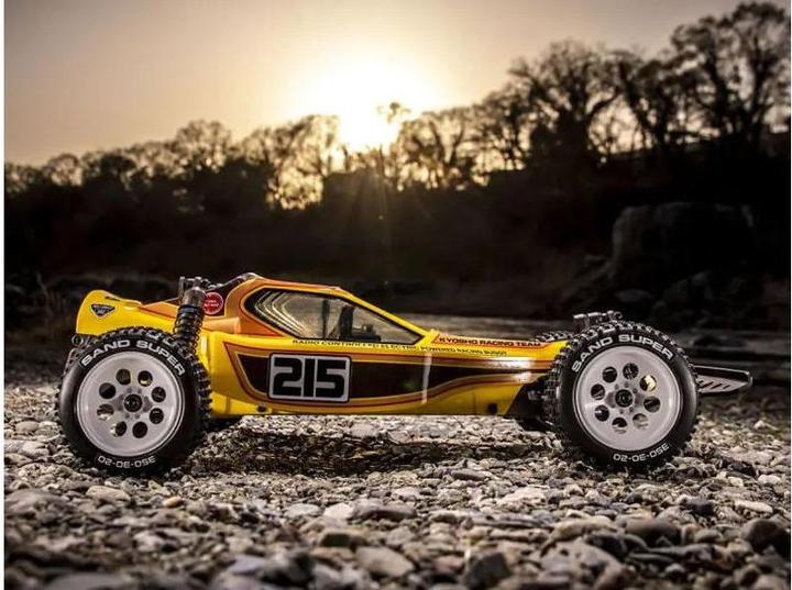 Immagine prodotto Kyosho Kit Buggy Turbo Optima Pro 4WD Legendary Series, 1:10 (Kit)