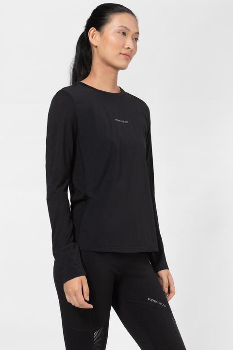 Actual product image Super Natural Windbreaker (S)