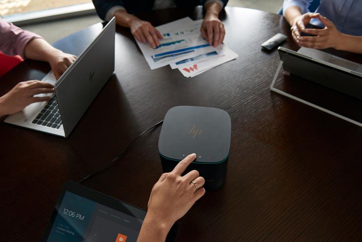 Actual product image HP Elite x2 1012 G2 - Tablet - with detachable keyboard - Core i5 7300U / 2.6 GHz - (12.30", 512 GB, 16 GB, Intel Core i5-7300U)