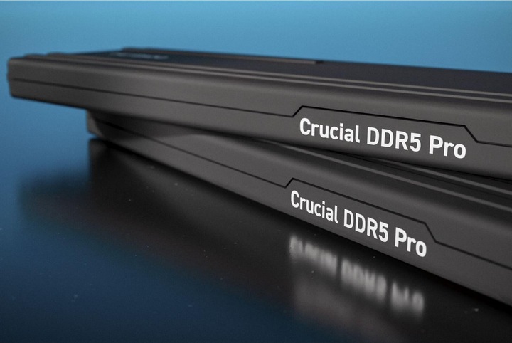 Actual product image Crucial Pro (2 x 16GB, 5600 MHz, DDR5 RAM, DIMM)