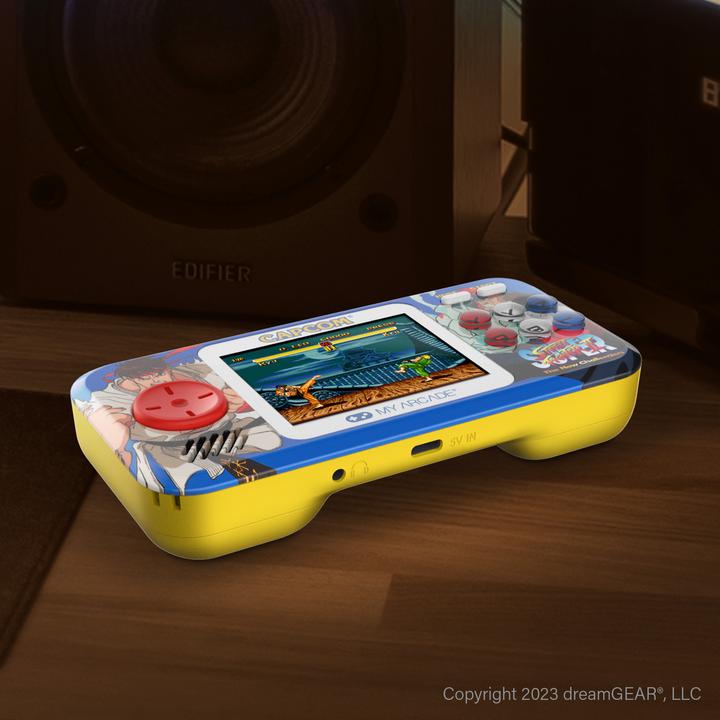 Actual product image Sombo Retro Pocket Player Street Fighter II