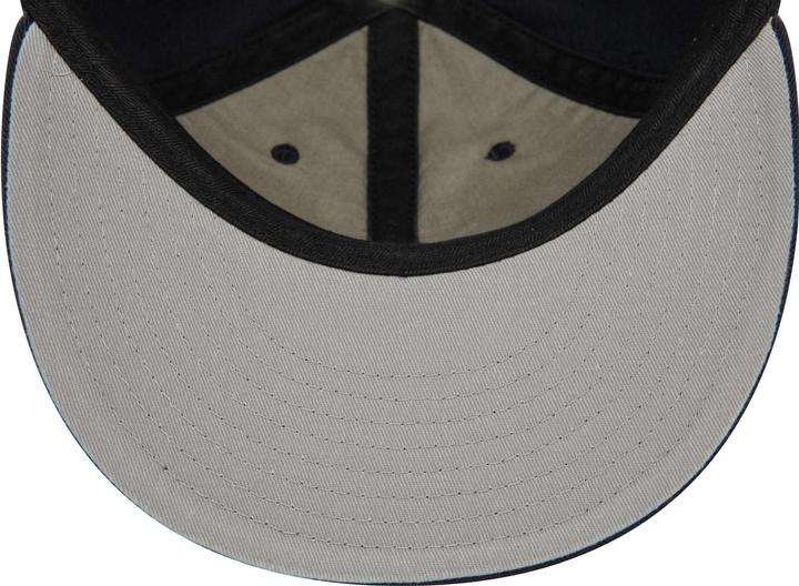 Actual product image New Era 9Fifty Strapback Cap - COOPERSTOWN New York Yankees