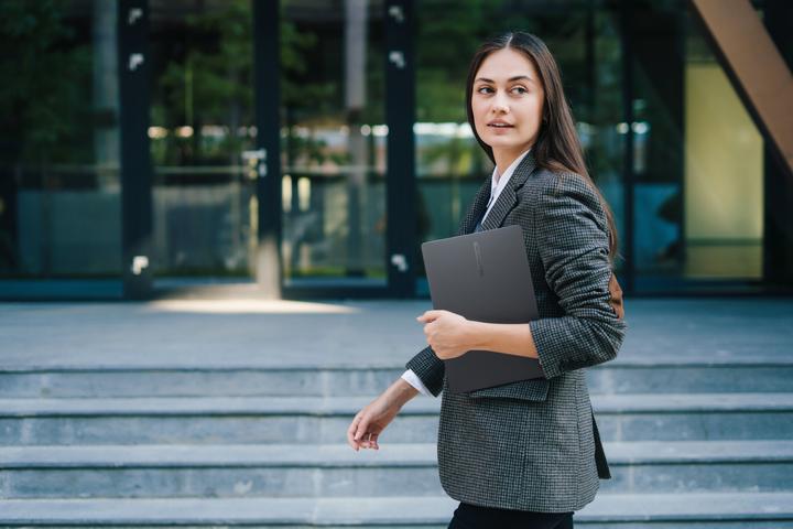 Produktbild ASUS B1403CVA-S63755X (14", 1000 GB, 32 GB, Eng. Int., Intel Core i7-13620H)