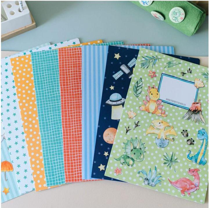 Produktbild Papierdrachen 8er Set Heftumschläge - Weltall + Dinos - Set 3 (A4)