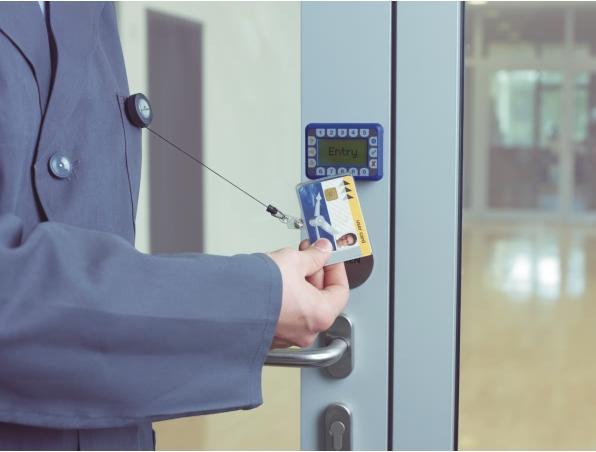 Produktbild Durable Namensschild für Badge 85x54mm