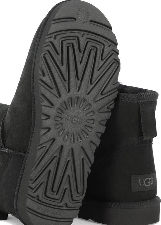 Produktbild Ugg Classic Mini II (39)