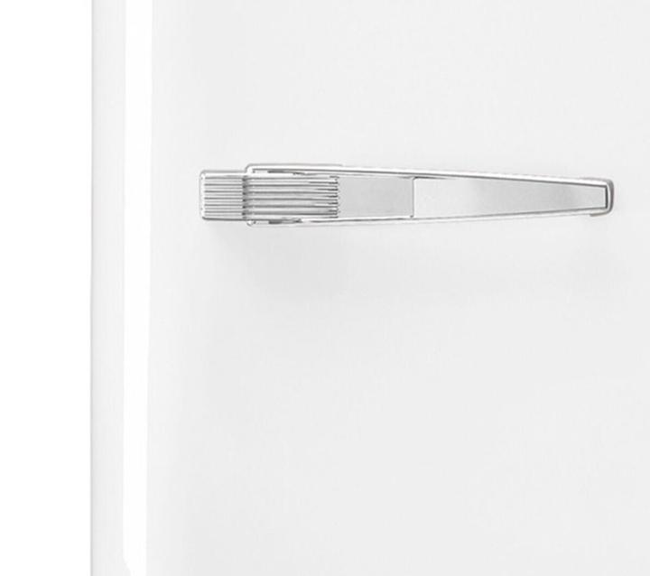 Actual product image Smeg Retro Style FAB10RWH5 (122 l)