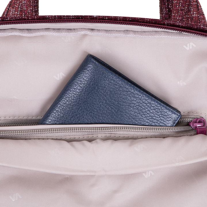 Actual product image Rivacase 7921 bordeauxrote Laptoptasche (14", Universal)
