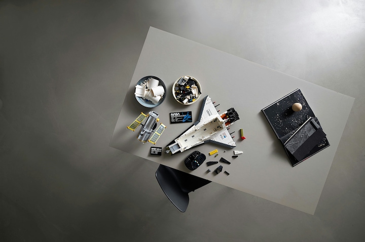 Productafbeelding LEGO NASA Space Shuttle Discovery (10283, LEGO Zeldzame Sets)