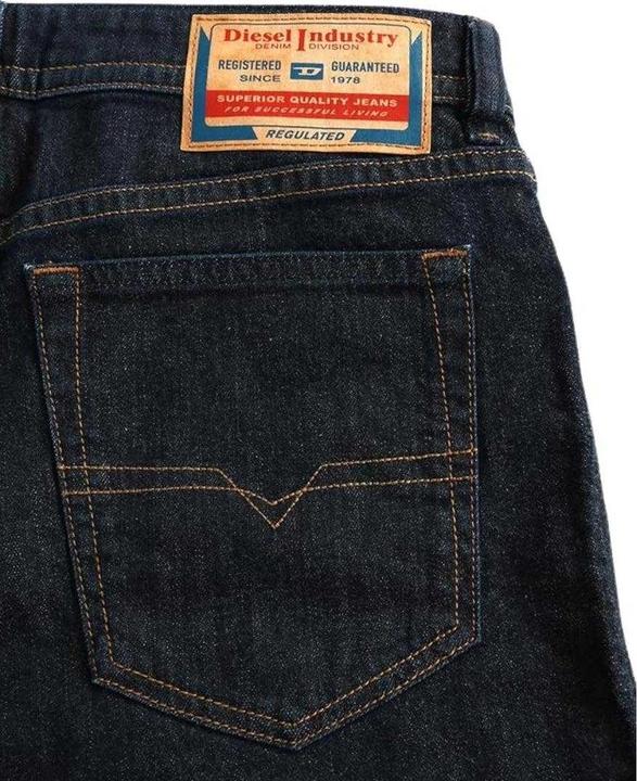 Actual product image Diesel Mens Buster-X Tapered Jeans (31)
