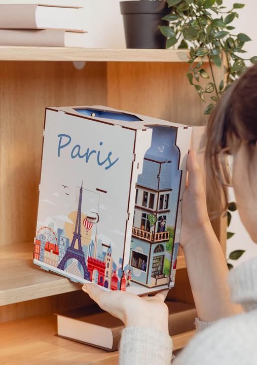 Actual product image Revell Paris: Tiny Adventures Book Nook