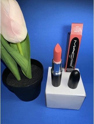Image du produit MAC Cosmetics Macximal Silky Matte Lipstick Forever Cur. (668, Forever Curious)