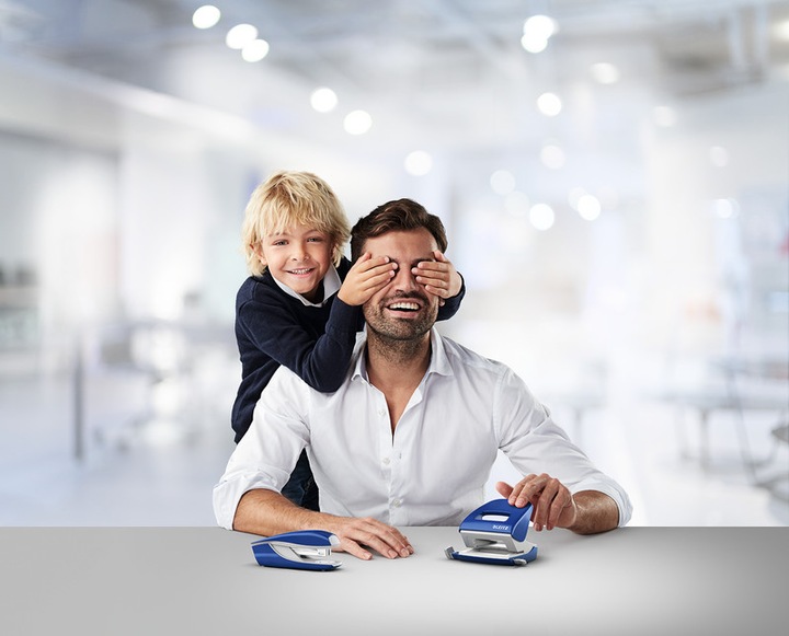 Image du produit Leitz Office hole punch NeXXt