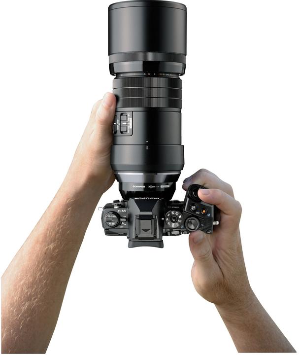 Actual product image Olympus ED 300mm f/4 IS PRO (Micro Four Thirds, Micro Four Thirds)