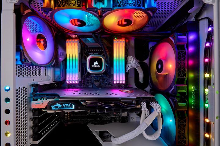 Actual product image Corsair H115i RGB Platinum