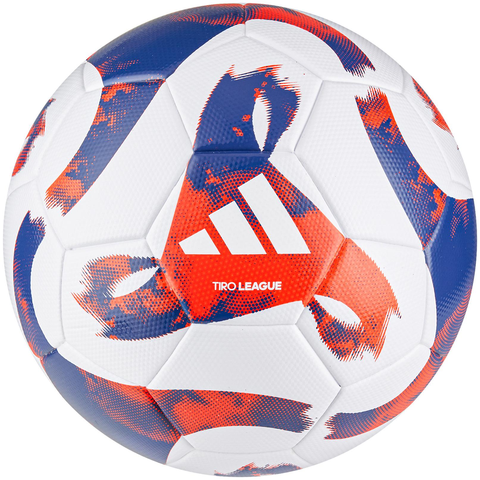 adidas, Fussball