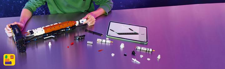Image du produit LEGO NASA Artemis SLS-Schwerlastrakete (42221, LEGO Technic)