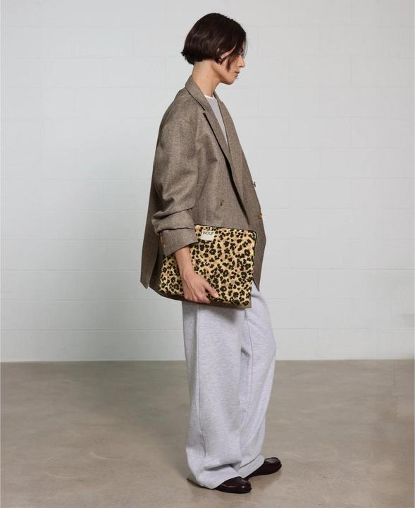 Produktbild Wouf Studio Laptophülle 32.5 cm (14.17")