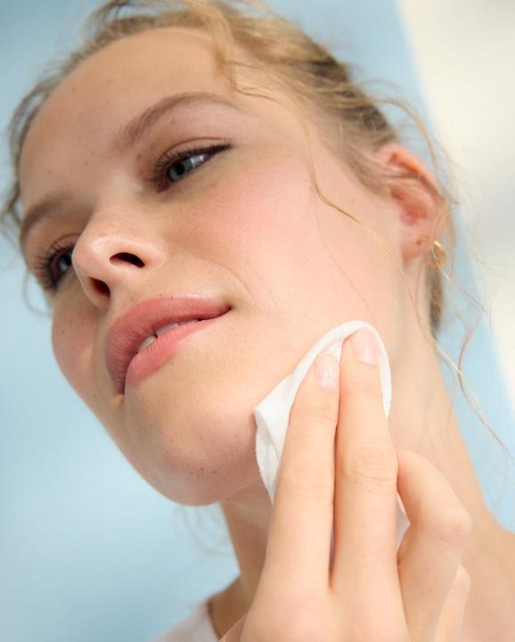 Actual product image NIVEA Reinigungstücher 3in1 Erfrischend Multipack 6 x 25 Stück (Facial cleansing wipes)