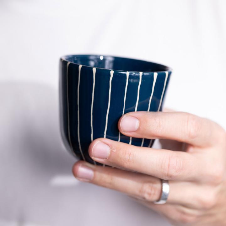 Actual product image Atelier Agave Cappuccino Cup Striped Navy (200 ml)